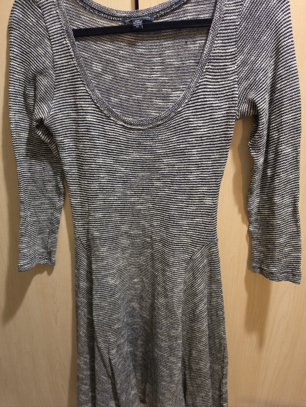 American Eagle Outfittwrs Black and White Long Sleeve Scoop Neck Knit Dress